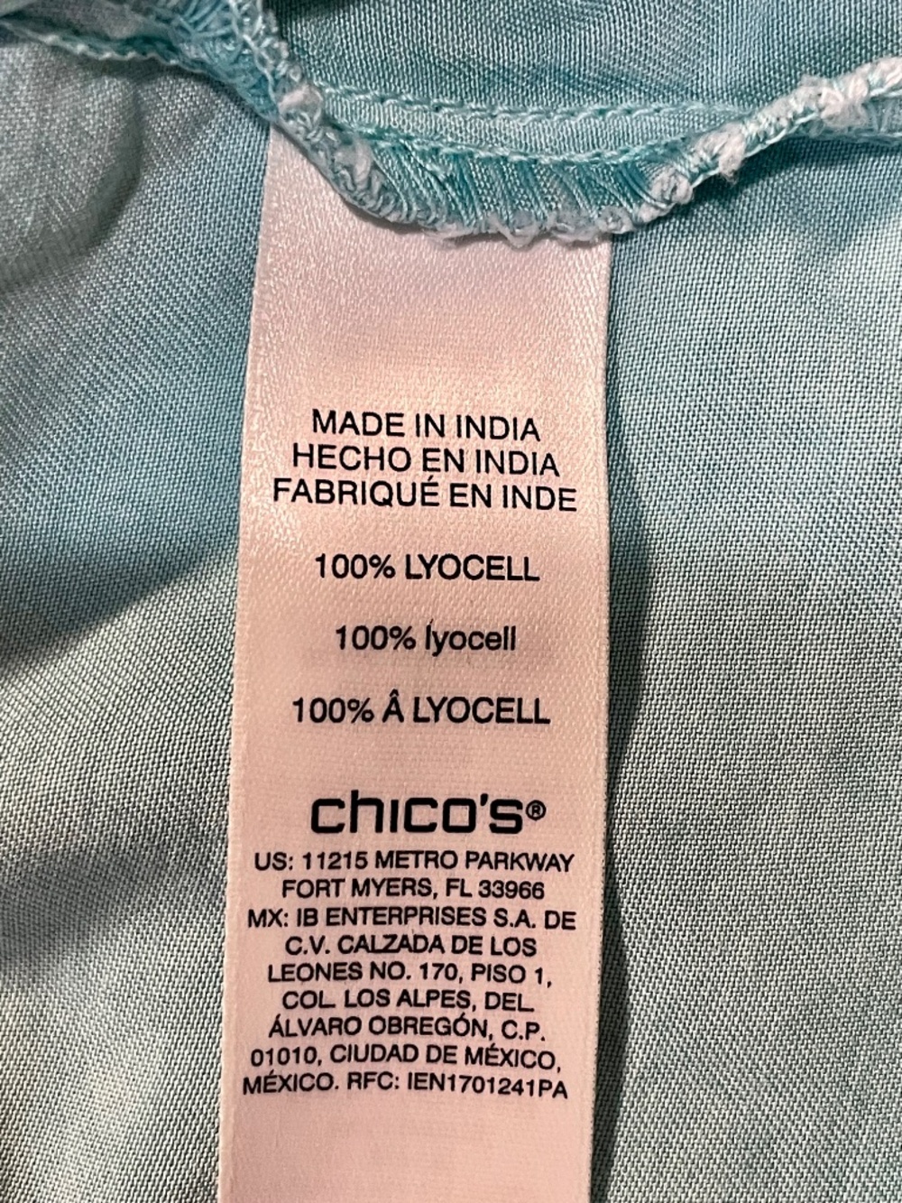 Chico's Long Sleeve Button-Down Blouse Size 1 - Picture 4 of 8
